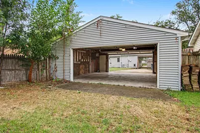 3752 Sandusky Street, Hobart, IN 46342 - Photo 19