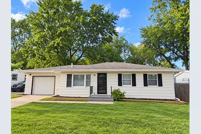 1218 E Farragut Street, Crown Point, IN 46307 - Photo 1