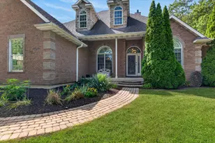 8110 Austin Ave, Schererville, IN 46375 - Photo 7