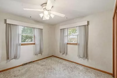 609 E Ash Place, Griffith, IN 46319 - Photo 9