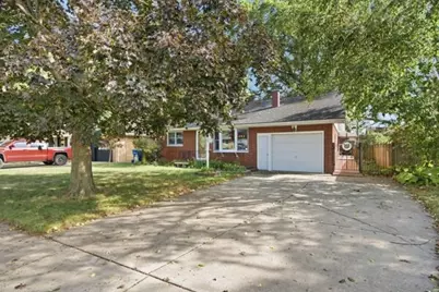 609 E Ash Place, Griffith, IN 46319 - Photo 3