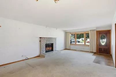 609 E Ash Place, Griffith, IN 46319 - Photo 5