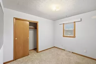 609 E Ash Pl, Griffith, IN 46319 - Photo 11