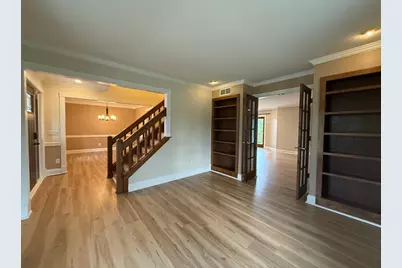 91 Fleetwood Drive N, Valparaiso, IN 46385 - Photo 7
