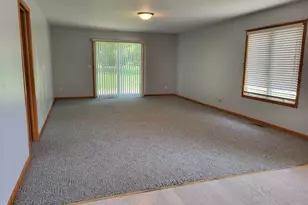 34 Victoria Cir, La Porte, IN 46350 - Photo 3