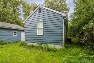 2416 Cass St, Gary, IN 46405 - Photo 7