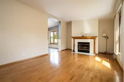 802 S Rose Avenue, Kouts, IN 46347 - Photo 5