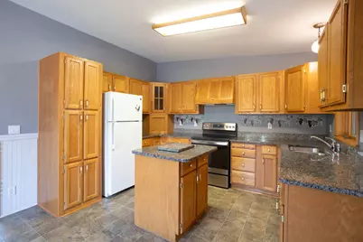 802 S Rose Avenue, Kouts, IN 46347 - Photo 9