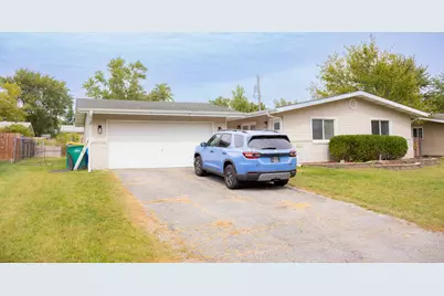 407 Saginaw Drive, Valparaiso, IN 46385 - Photo 3