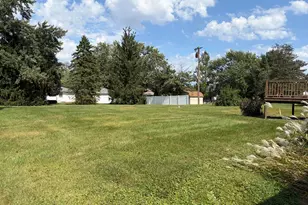 12170 S Oakwood Dr, Saint John, IN 46373 - Photo 3