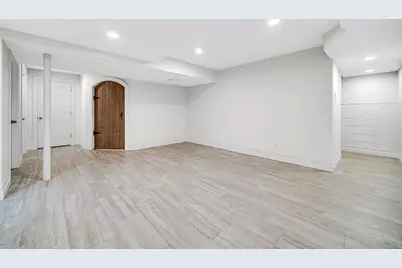 435 W 300 S, Valparaiso, IN 46385 - Photo 25