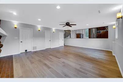 435 W 300 S, Valparaiso, IN 46385 - Photo 21