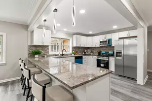 3310 W 40th Ave, Gary, IN 46408 - Photo 9