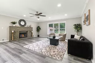3310 W 40th Ave, Gary, IN 46408 - Photo 13