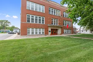 311 S Court St, Crown Point, IN 46307 - Photo 1
