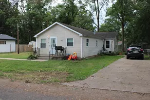 2741 Edgewood St, Portage, IN 46368 - Photo 1
