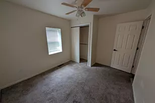 5164 Marquette Rd, Portage, IN 46368 - Photo 9