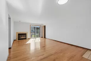 2539 Harvest Dr, Schererville, IN 46375 - Photo 5