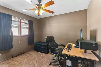 8410 Gordon Drive, Highland, IN 46322 - Photo 17