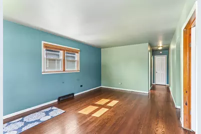 8410 Gordon Drive, Highland, IN 46322 - Photo 7