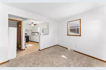8410 Gordon Drive, Highland, IN 46322 - Photo 21