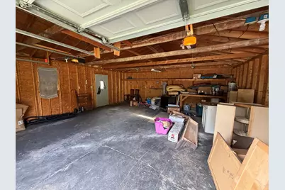 905 W 7th Street, Michigan City, IN 46360 - Photo 9