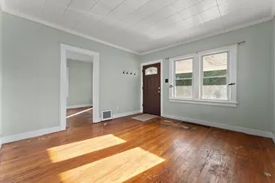7138 Jefferson Avenue, Hammond, IN 46324 - Photo 5