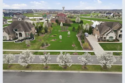 8645 W 105th Avenue, Saint John, IN 46373 - Photo 11