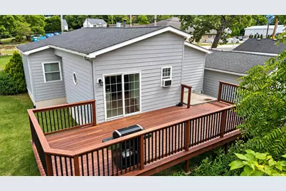 13151 NW Lake Shore Drive, Cedar Lake, IN 46303 - Photo 9