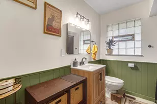 7007 Baring Ave, Hammond, IN 46324 - Photo 11