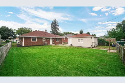 7007 Baring Avenue, Hammond, IN 46324 - Photo 3