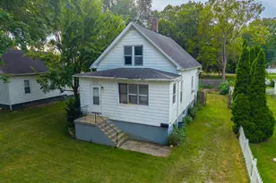 2113 Manhattan St, Michigan City, IN 46360 - Photo 21