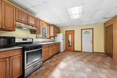 2113 Manhattan Street, Michigan City, IN 46360 - Photo 13