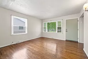 4946 Vermont St, Gary, IN 46409 - Photo 11