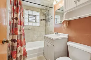 6918 Olcott Ave, Hammond, IN 46323 - Photo 9