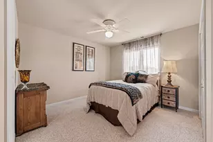 2226 Cowan Ct, Schererville, IN 46375 - Photo 23