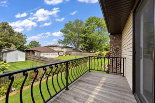 2605 Osage Dr, Dyer, IN 46311 - Photo 9
