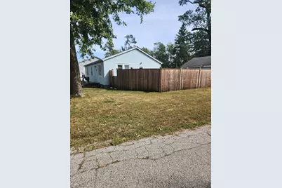 2971 New York Street, Lake Station, IN 46405 - Photo 15