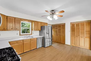 3160 Joann St, Portage, IN 46368 - Photo 9