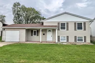 918 N Arbogast St, Griffith, IN 46319 - Photo 1
