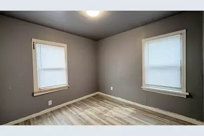 318 S Hamilton Street, Gary, IN 46403 - Photo 7