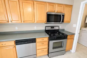 1719 Beech Dr, Crown Point, IN 46307 - Photo 7