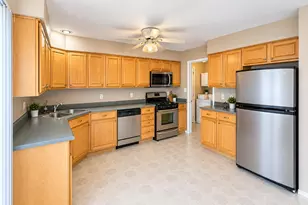 1719 Beech Dr, Crown Point, IN 46307 - Photo 5