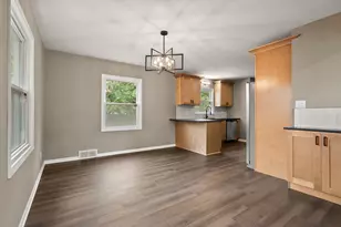 3115 Franklin St, Highland, IN 46322 - Photo 9