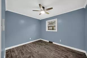 6833 Tyler St, Merrillville, IN 46410 - Photo 15