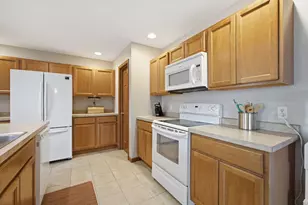 128 Ironwood St NW, Demotte, IN 46310 - Photo 7