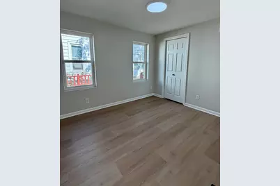 215 E 10th Street, Michigan City, IN 46360 - Photo 13