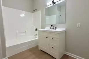 215 E 10th St, Michigan City, IN 46360 - Photo 5