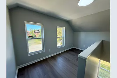 215 E 10th Street, Michigan City, IN 46360 - Photo 19