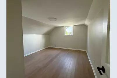 215 E 10th Street, Michigan City, IN 46360 - Photo 17